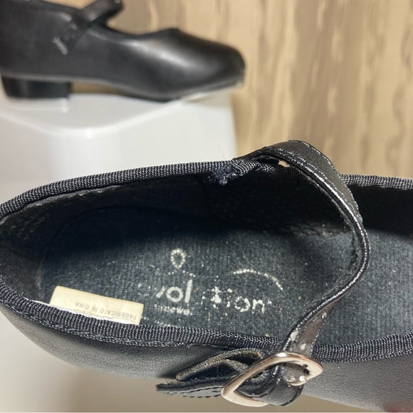 🌺 Revolution Dance Toddler Girl's 11 Black Matte Buckle Tap Shoes - Picture 11 of 16